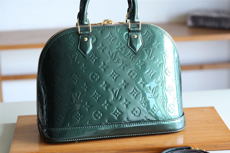 Amelia - LOV Lady Bags - 1870