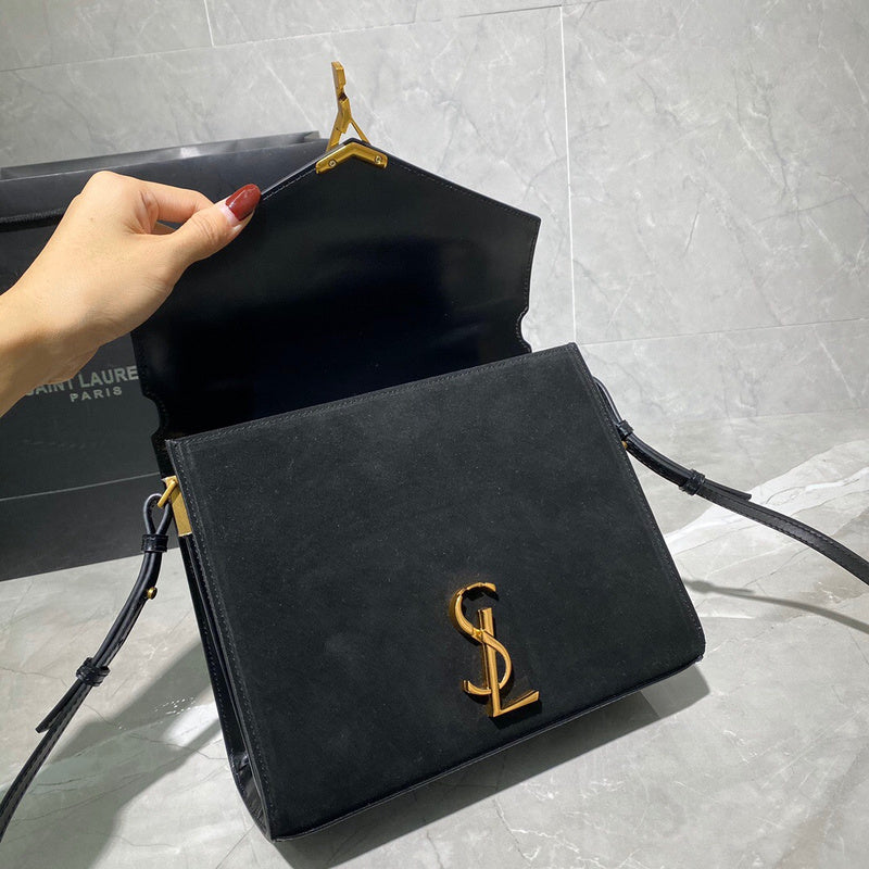 Amelia - YSL Bag - 4085