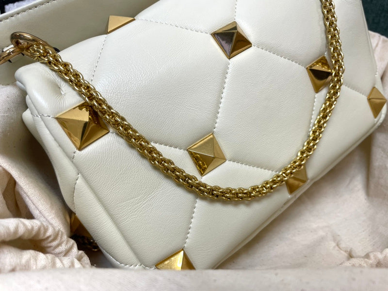 VAL LUXURY BAGS - FOR FASHION LOVERS  AFFORDABLE LUXURY BAGS- 763