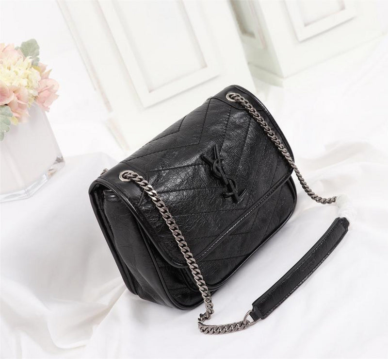 Amelia - YSL Bag - 2641