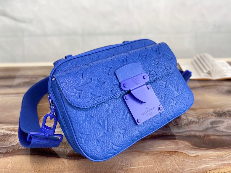 Fan Fashion Lu-Vi bags - 17438