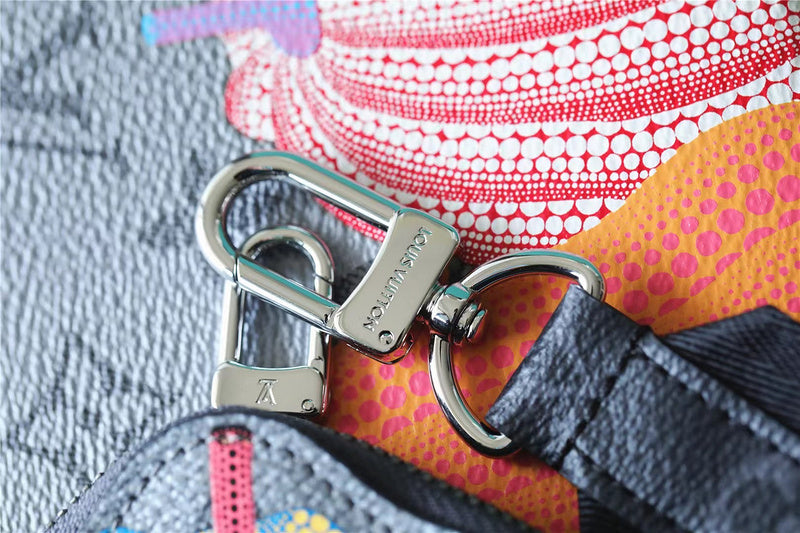 Fan Fashion Lu-Vi bags - 9945