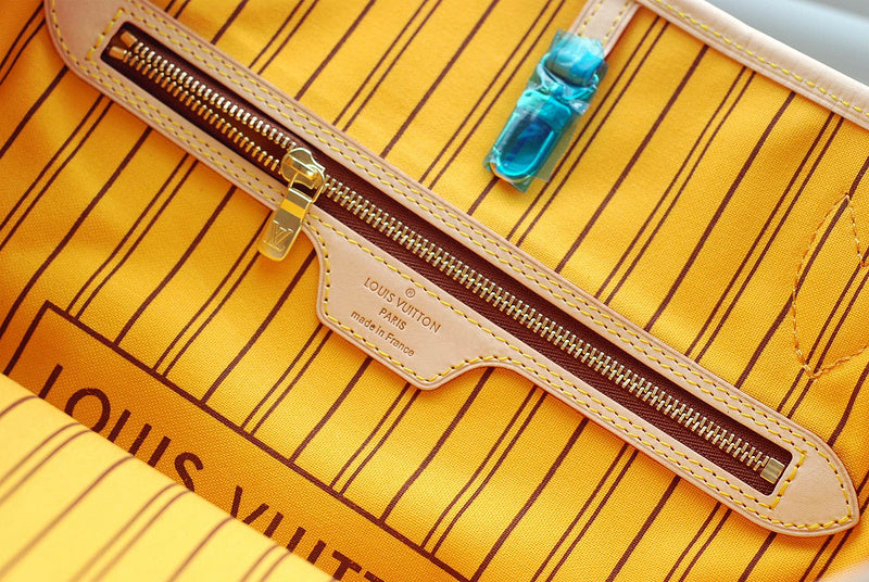 Fan Fashion Lu-Vi bags - 8101