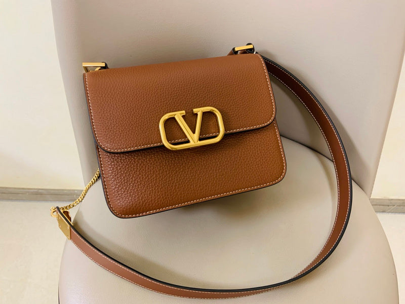 VAL LUXURY BAGS - FOR FASHION LOVERS  AFFORDABLE LUXURY BAGS- 1090