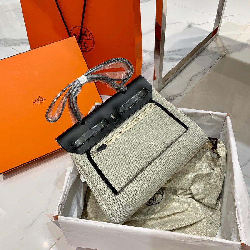 Amelia - HMS Bags - 1769