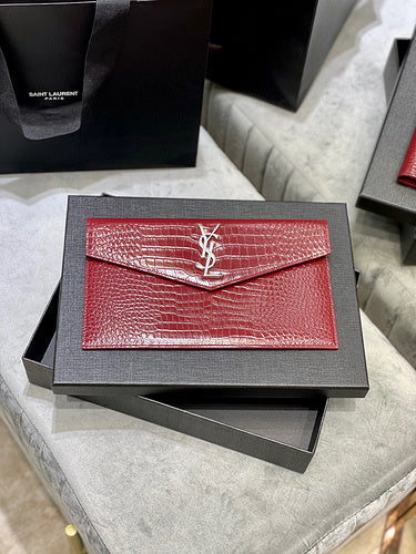 Amelia - YSL Bag - 3670