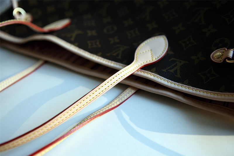 Fan Fashion Lu-Vi bags - 8105
