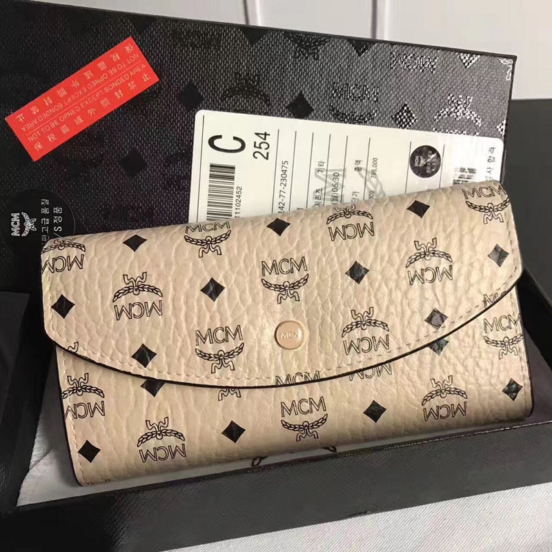 Amelia - MQM Wallets - 058
