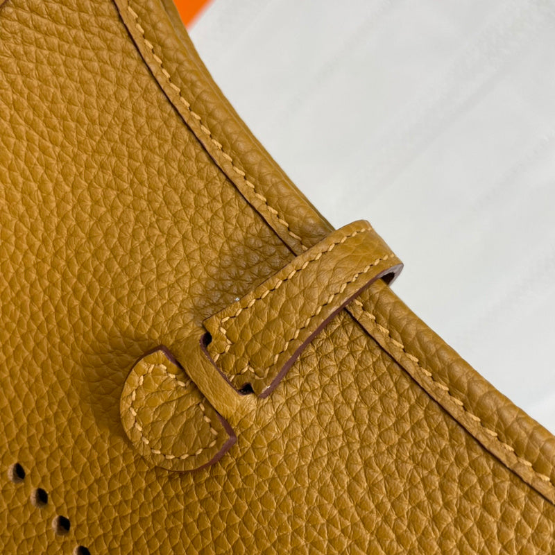 Amelia- HMS Bags - 946