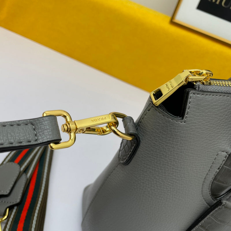 Amelia- PRDA  LUXURY BAGS - 081