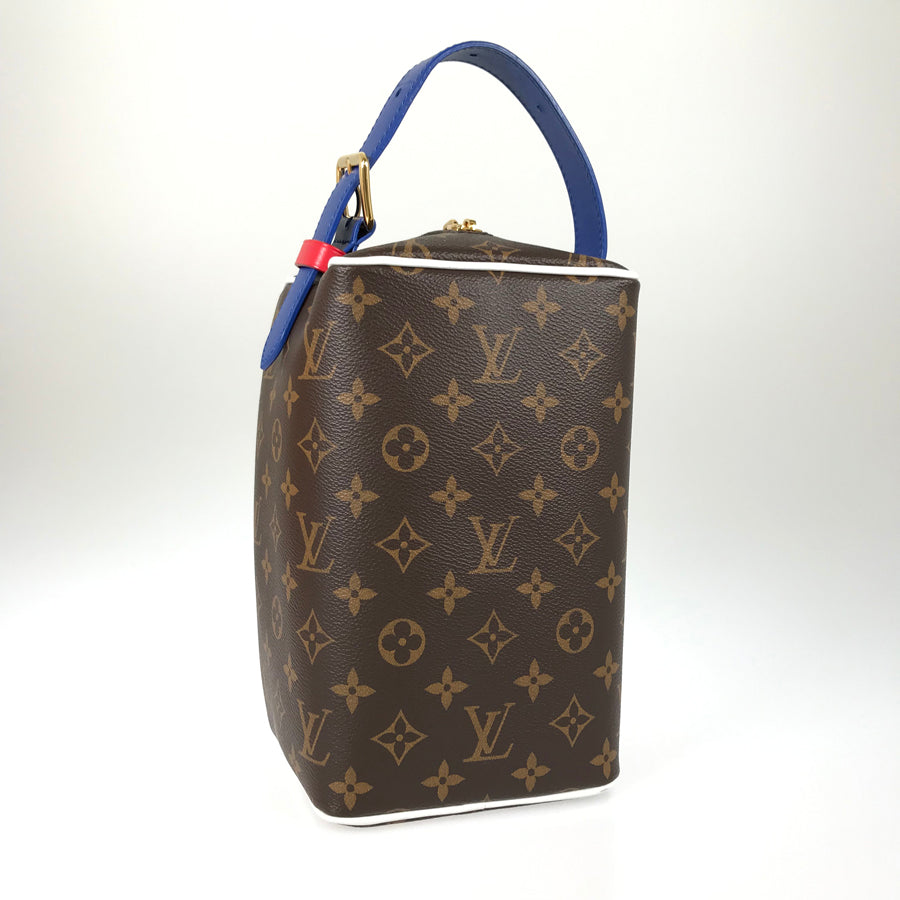 LOUIS VUITTON Monogram Cloakroom Drop Kit M45588 Hand bag