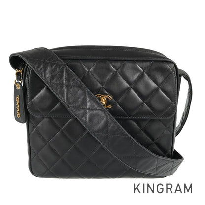 CHANEL Matelasse Shoulder bag