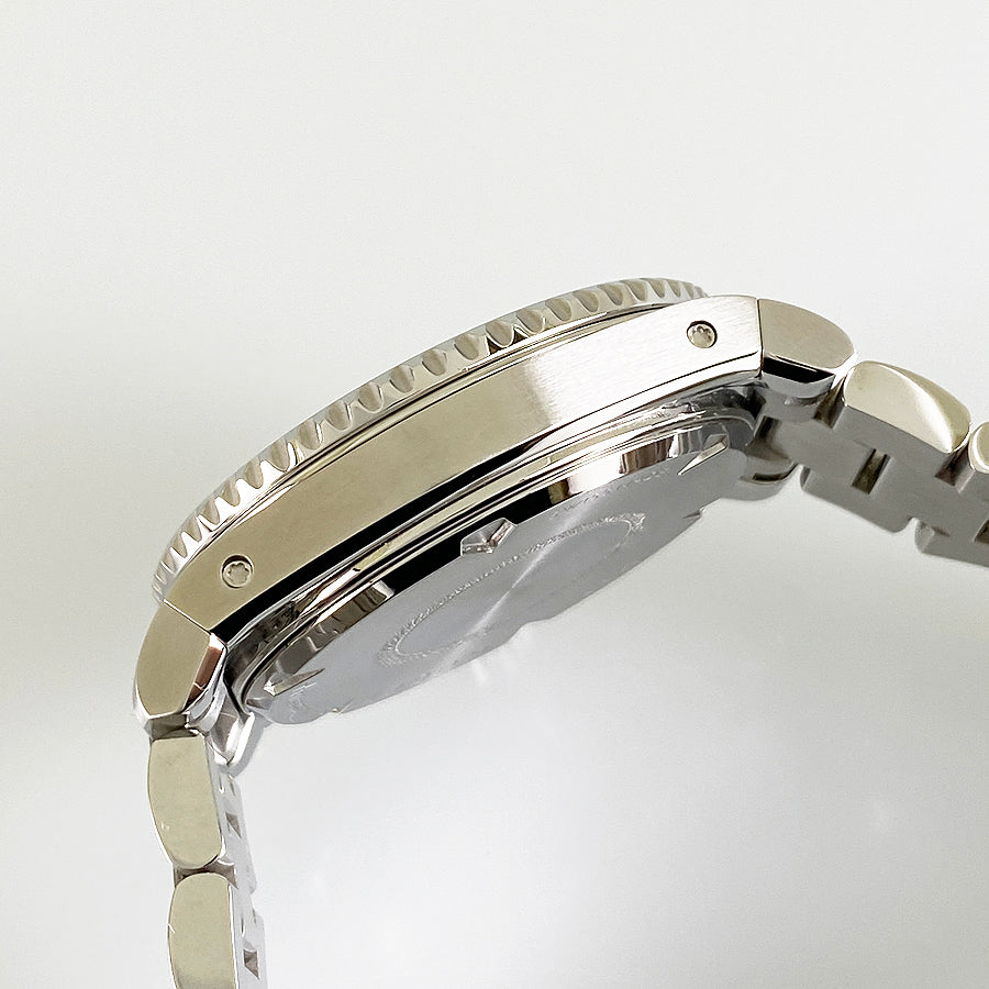 GUCCI Dive YA136354 Men's Watch