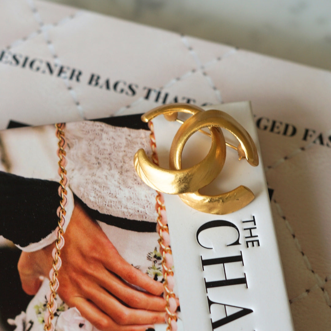 CHANEL BROOCH