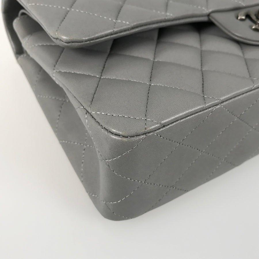 CHANEL Matelasse Shoulder bag
