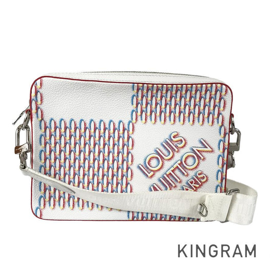 LOUIS VUITTON Damier Giant Spray Trio Messenger M20665 Shoulder bag
