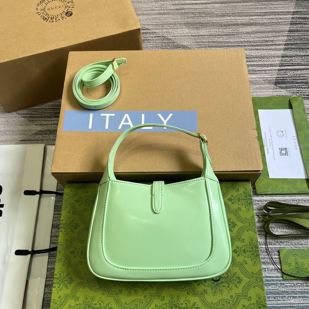GG637091 Handbag subaxillary bag 19cm light green cowhide