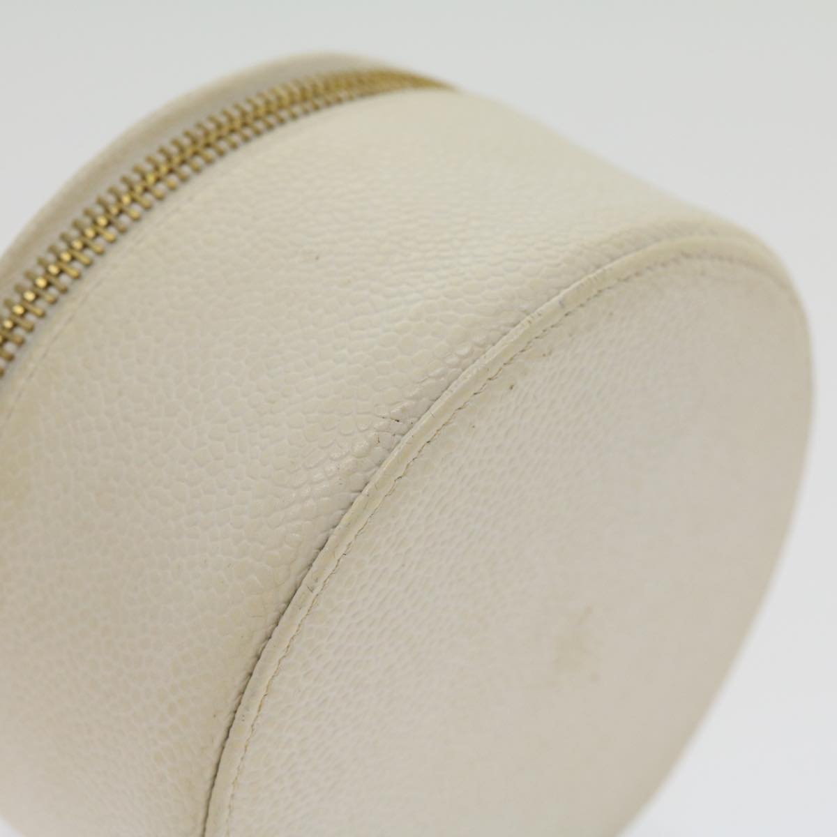 CHANEL Accessory Case Caviar Skin White CC   am2700gA