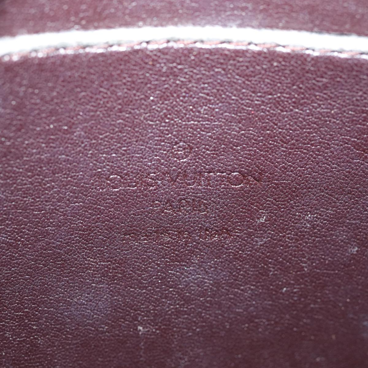 LOUIS VUITTON Vernis Trousse Cosmetic Cosmetic Pouch Amarante M93565 Auth hk1647