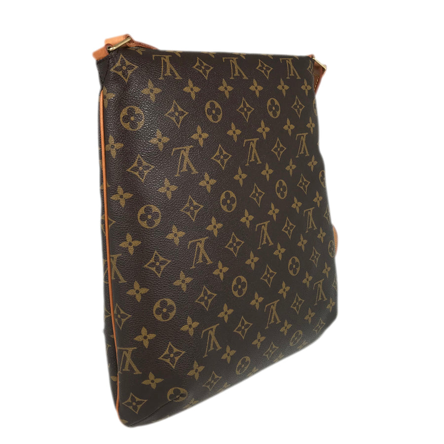 LOUIS VUITTON Monogram M t M51256 Shoulder bag