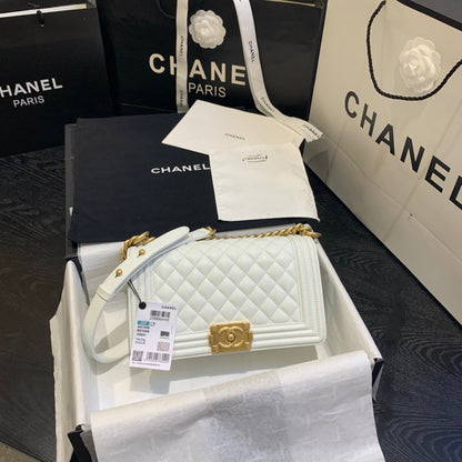 Chanel - Luxury Bag - CHL - 825