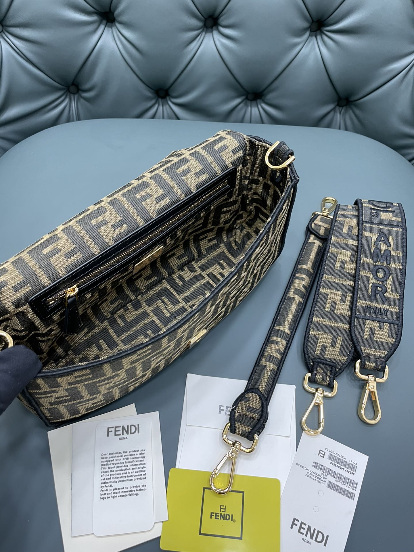Amelia-  FND BAGS  - 217