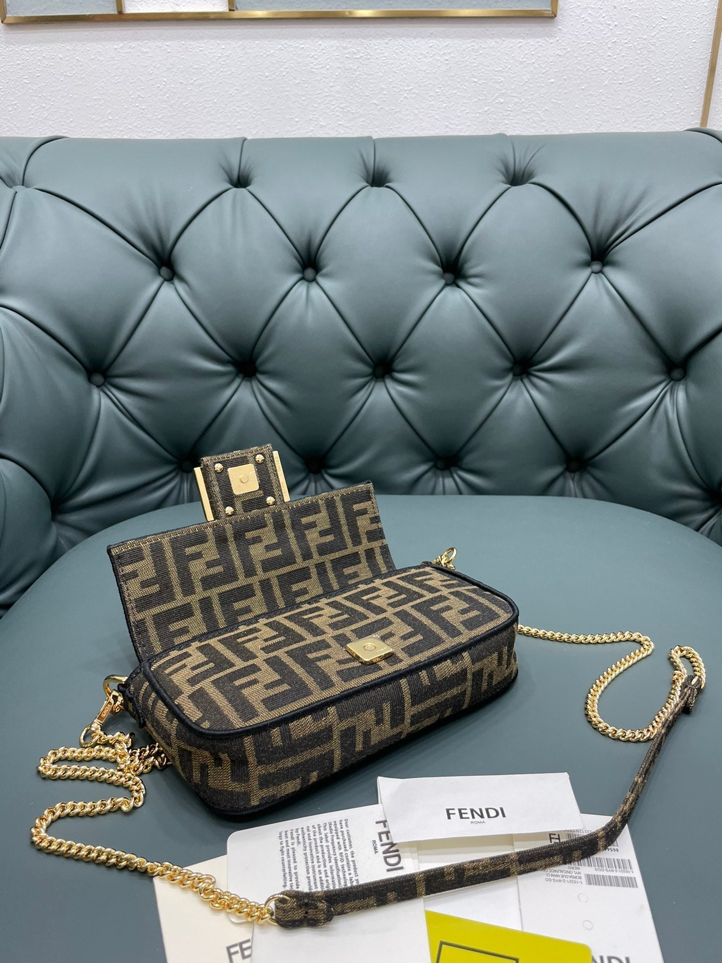Amelia-  FND BAGS  - 216