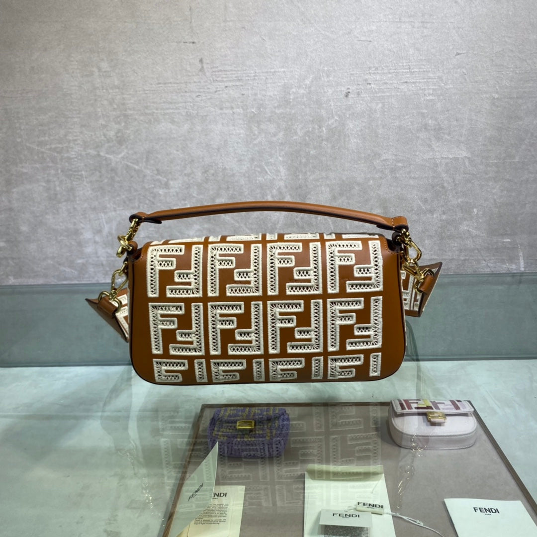 Amelia-  FND BAGS  - 402
