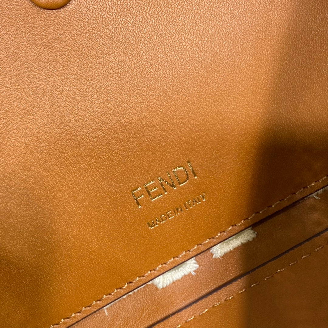 Amelia-  FND BAGS  - 402