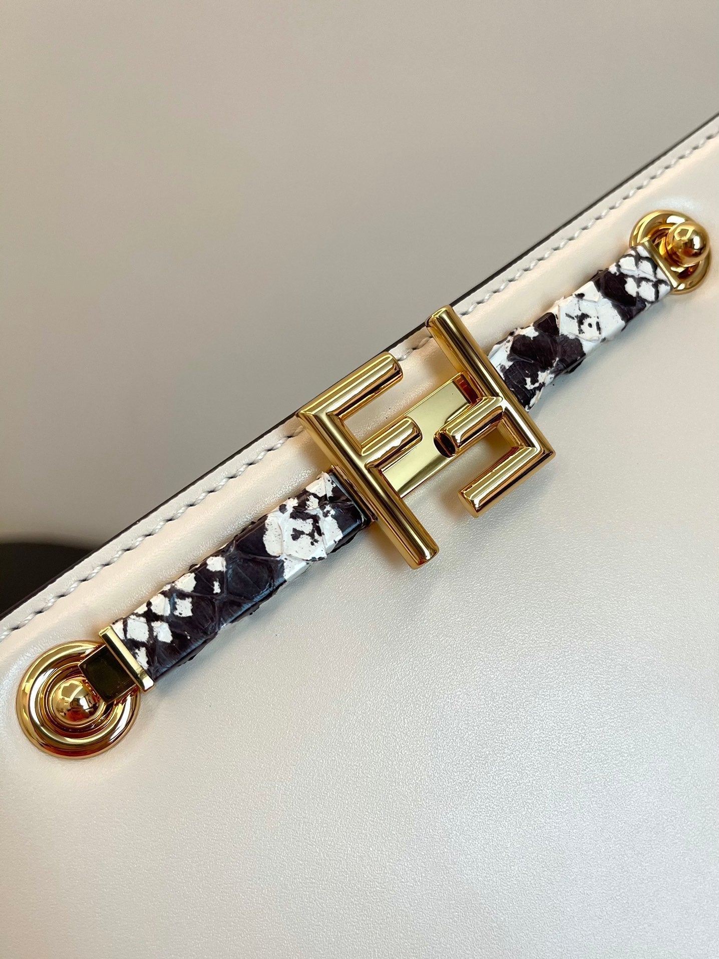 Amelia-  FND BAGS  - 313