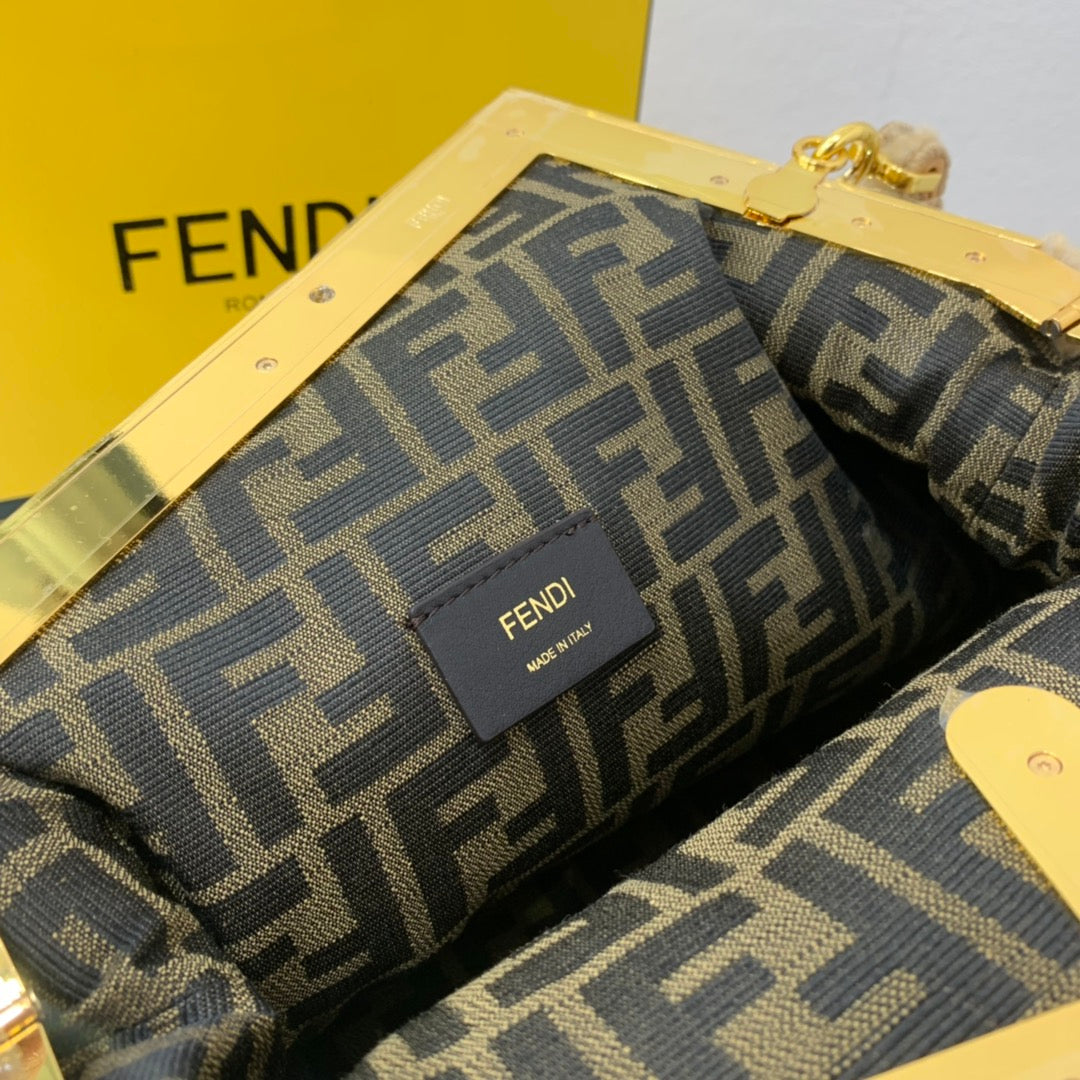 Amelia-  FND BAGS  - 326