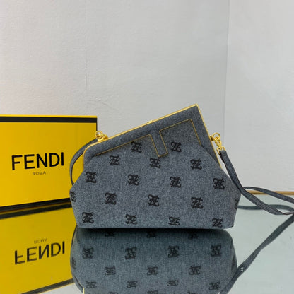 Amelia-  FND BAGS  - 320