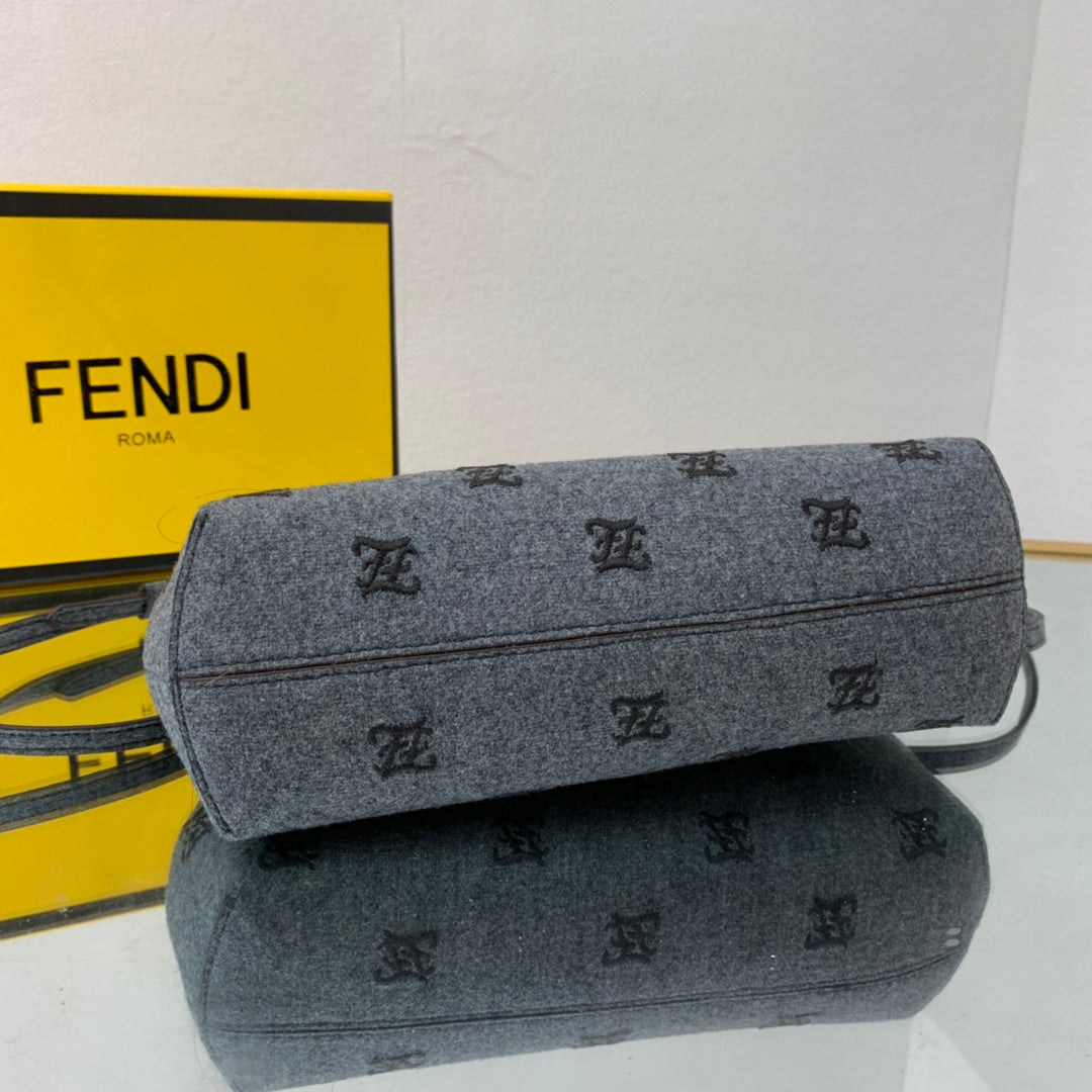 Amelia-  FND BAGS  - 320