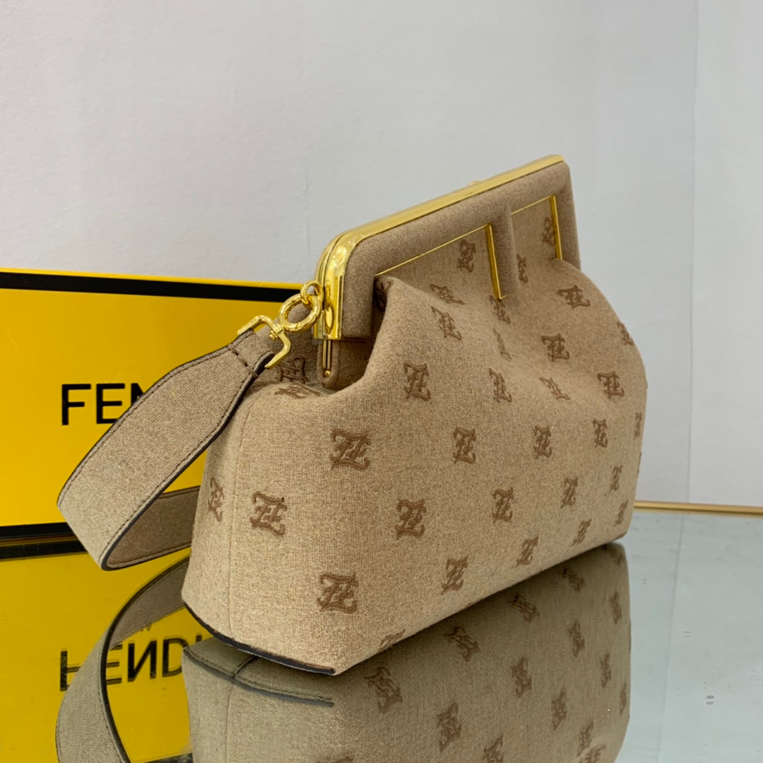 Amelia-  FND BAGS  - 323