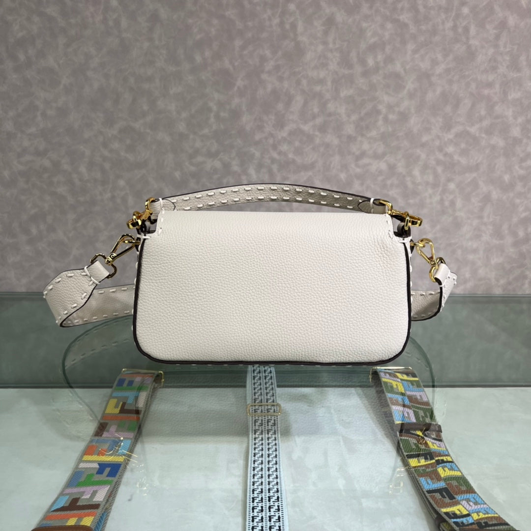 Amelia-  FND BAGS  - 302