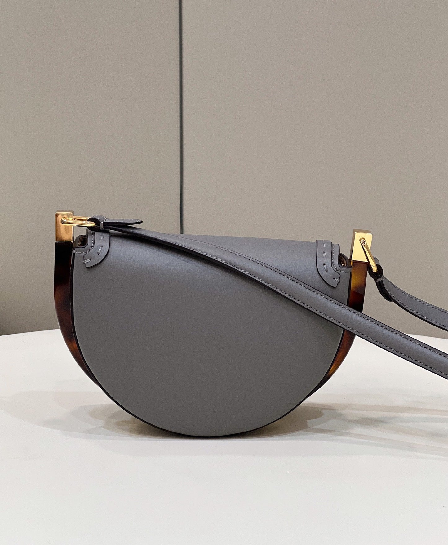 Amelia-  FND BAGS  - 149