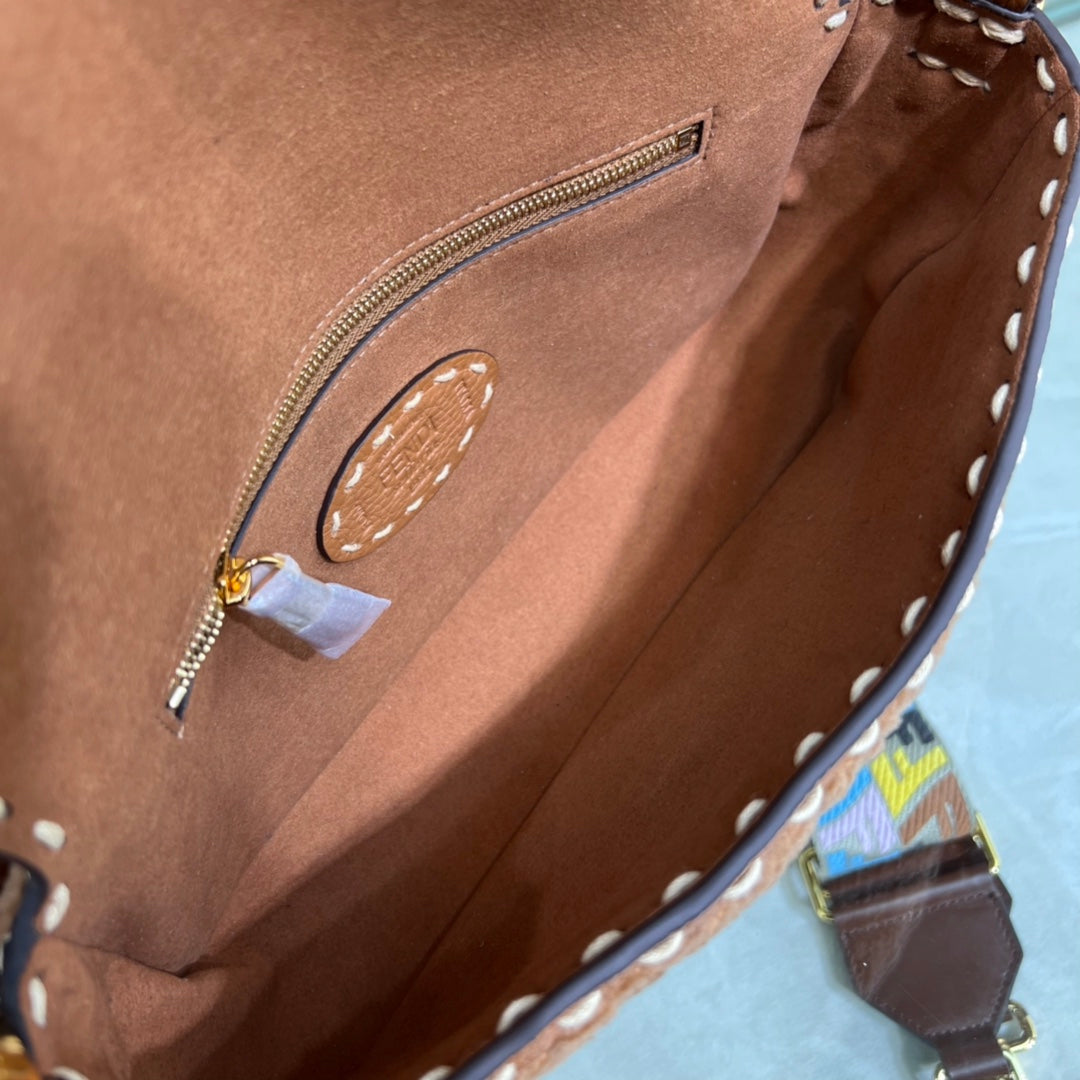 Amelia-  FND BAGS  - 270