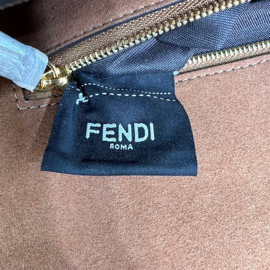 Amelia-  FND BAGS  - 270