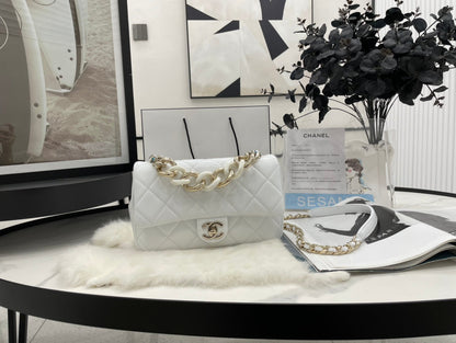 Chanel - Luxury Bag - CHL - 086
