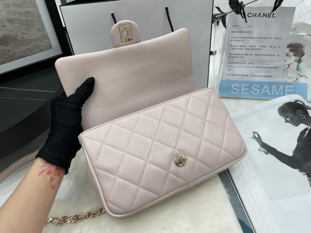 Chanel - Luxury Bag - CHL - 682