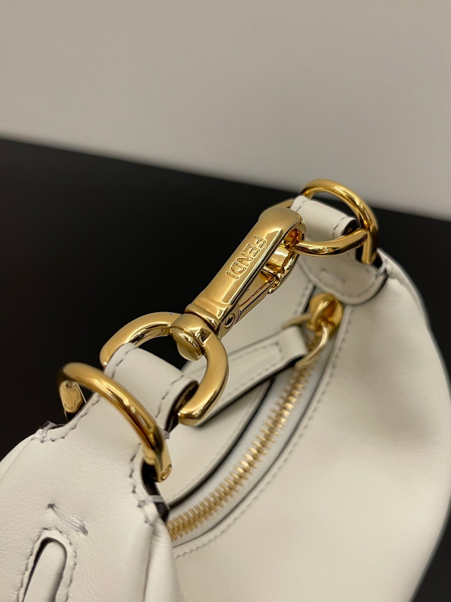 Amelia-  FND BAGS  - 261