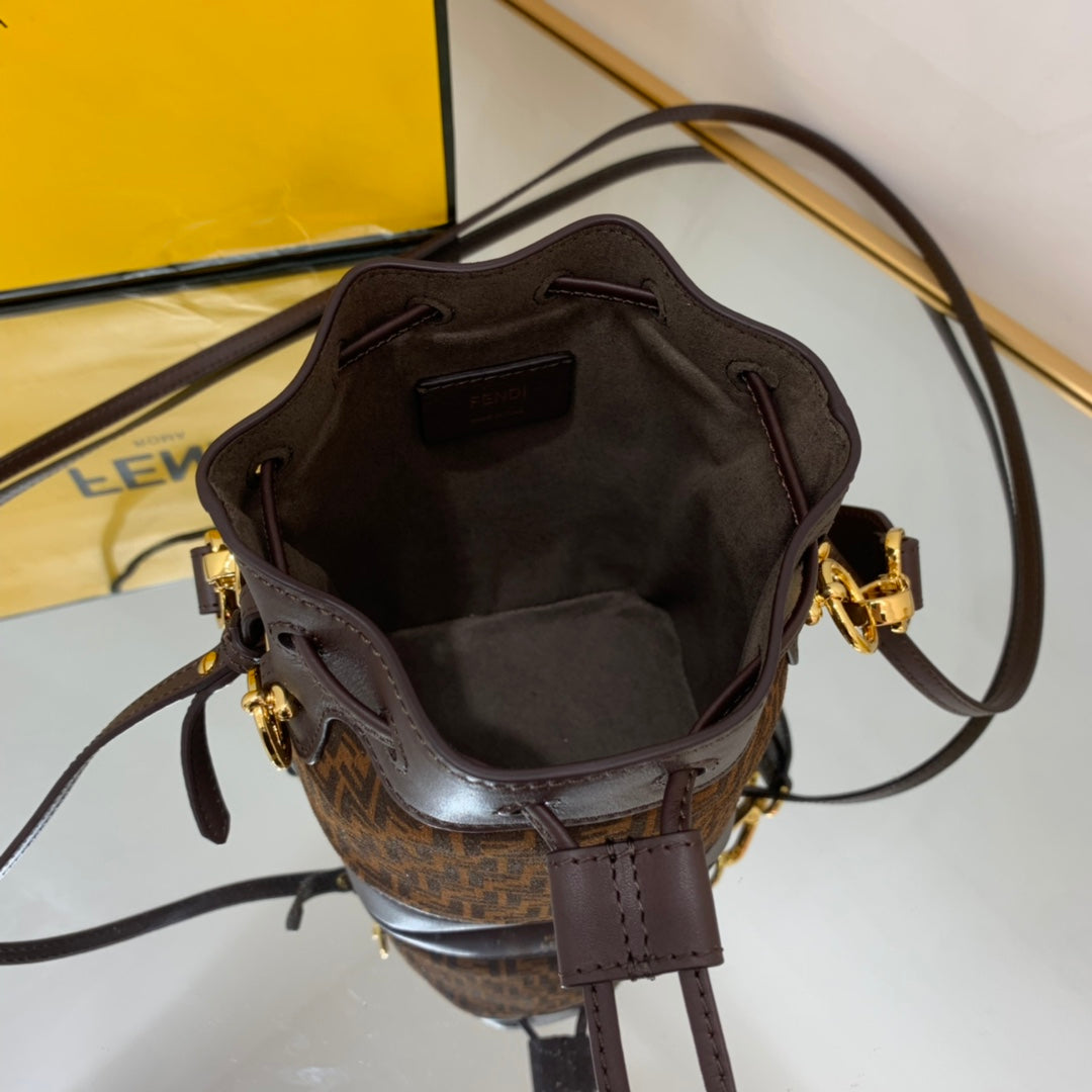 Amelia-  FND BAGS  - 262
