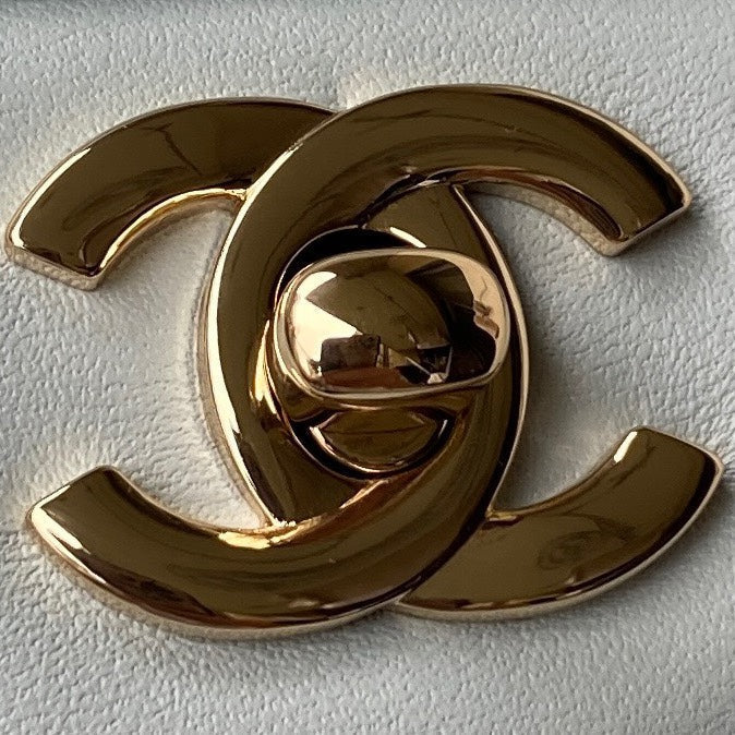 Chanel - Luxury Bag - CHL - 690