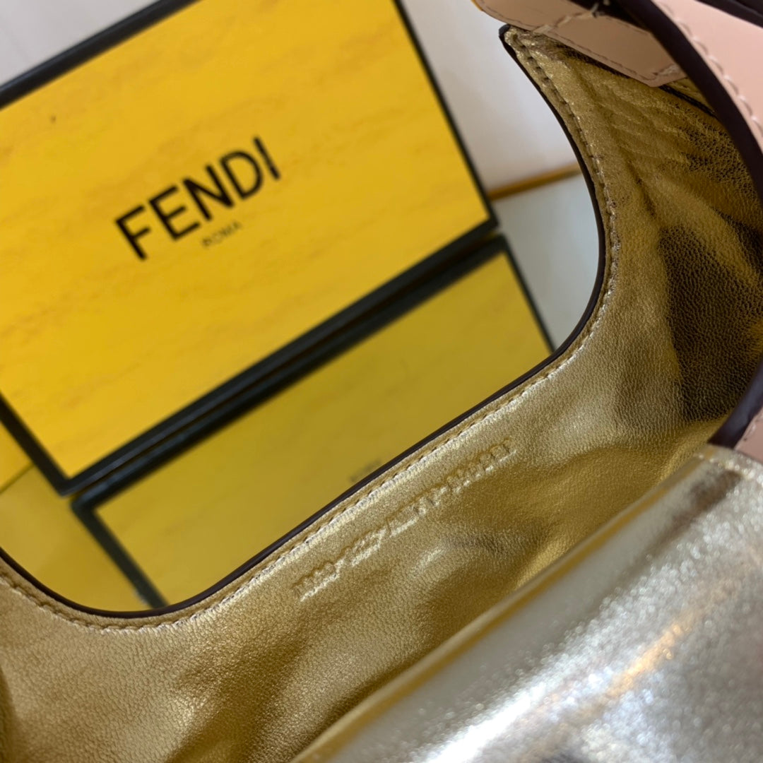 Amelia-  FND BAGS  - 243