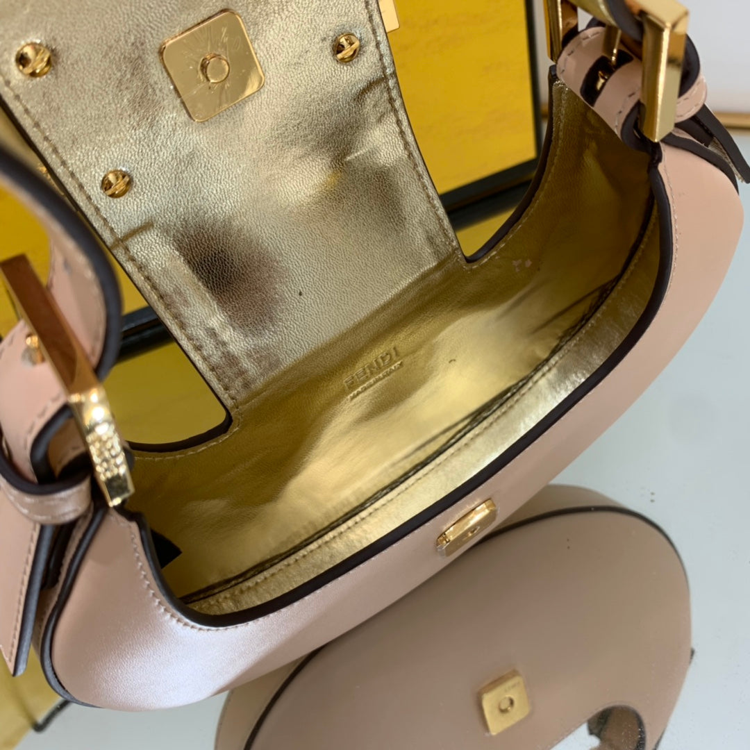 Amelia-  FND BAGS  - 243