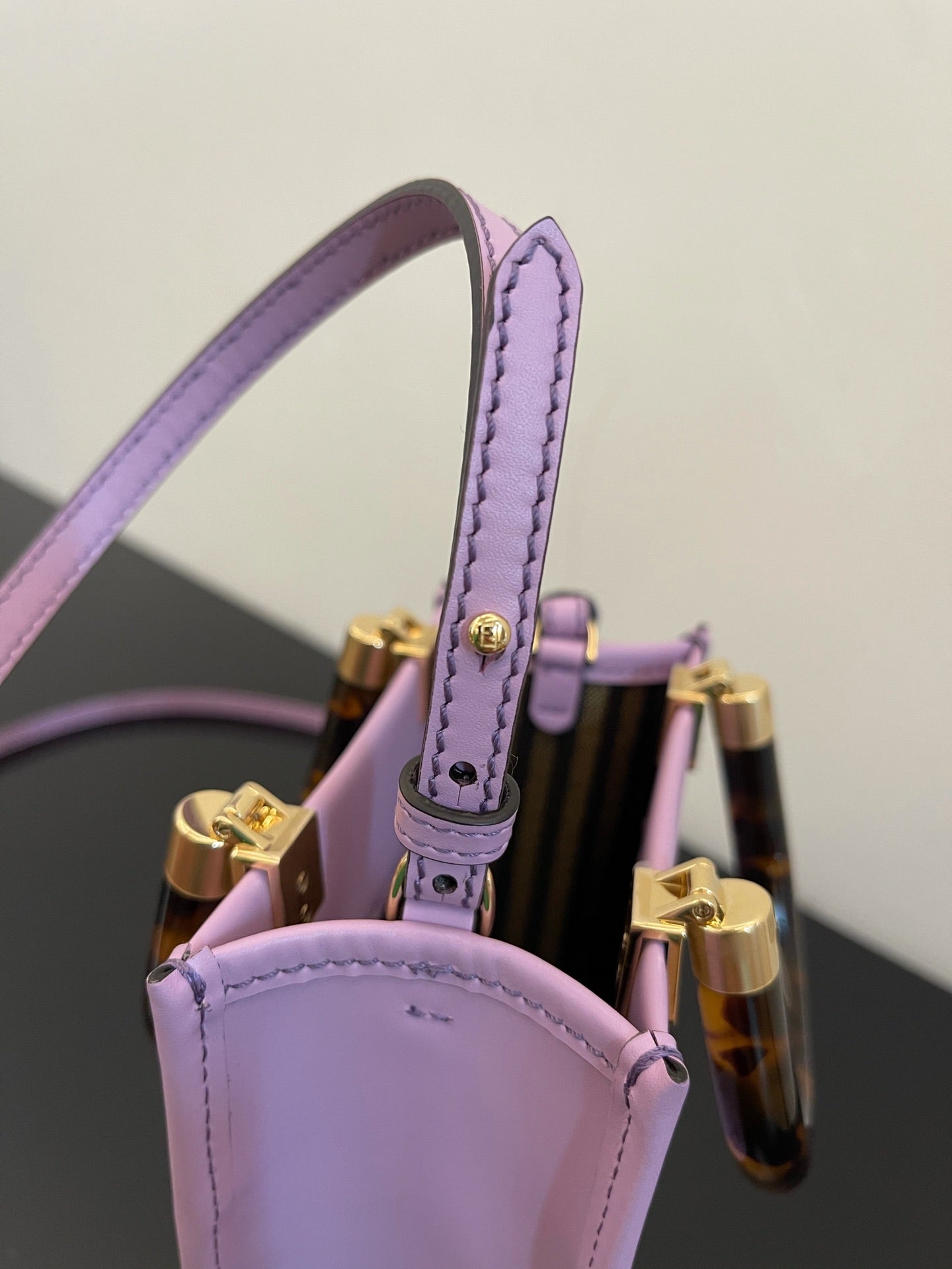 Amelia-  FND BAGS  - 179
