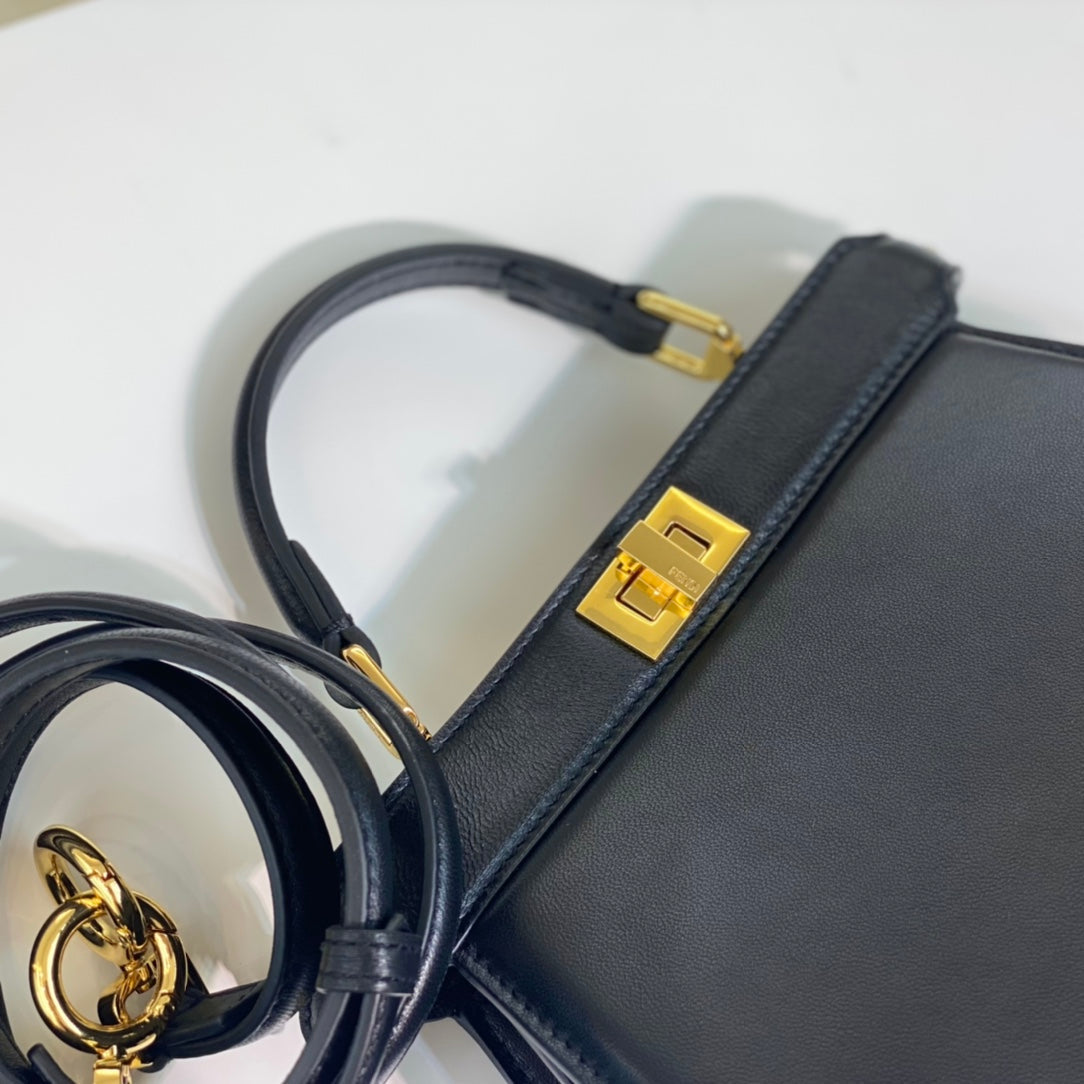 Amelia-  FND BAGS  - 208