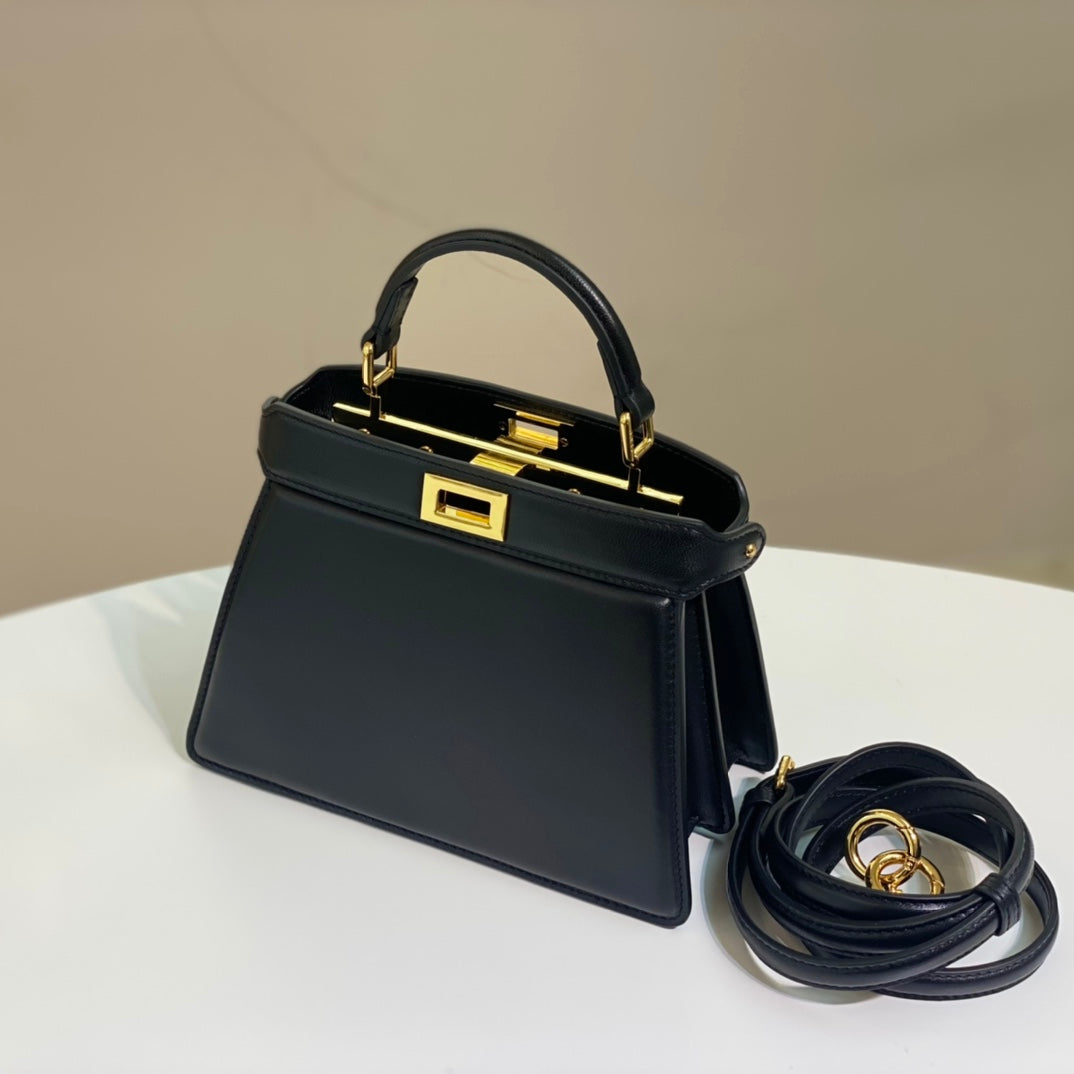 Amelia-  FND BAGS  - 208