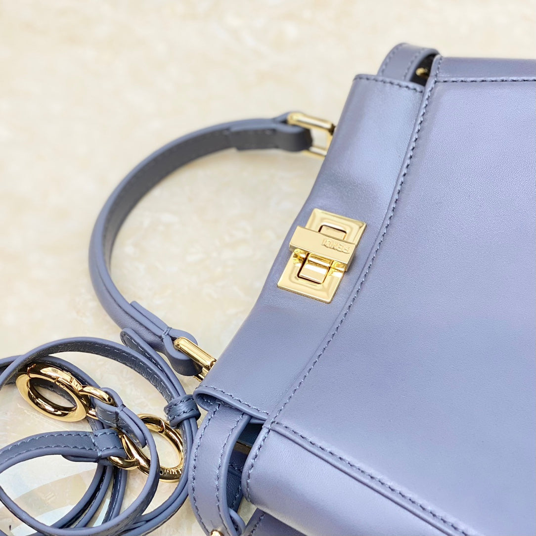 Amelia-  FND BAGS  - 201