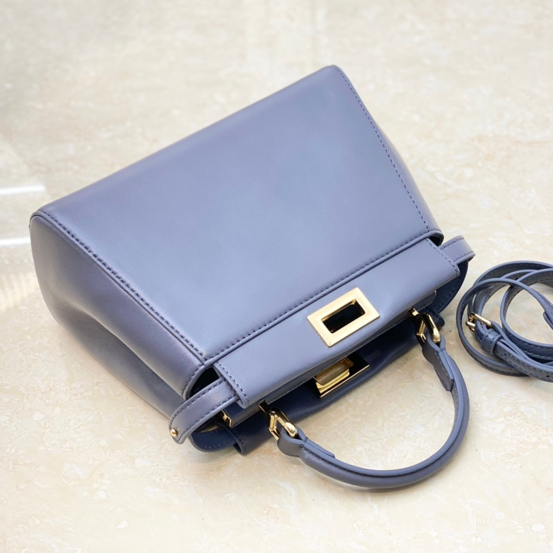 Amelia-  FND BAGS  - 201